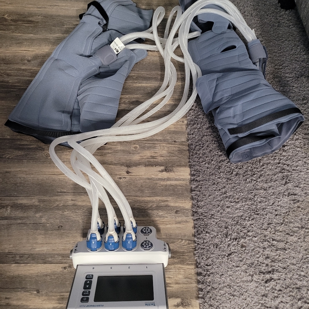 Tactile medical leg compression machine